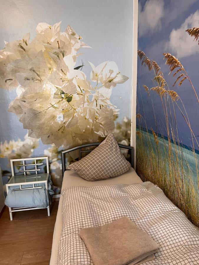 Ferienwohnung In Ediger Eller Esterno foto