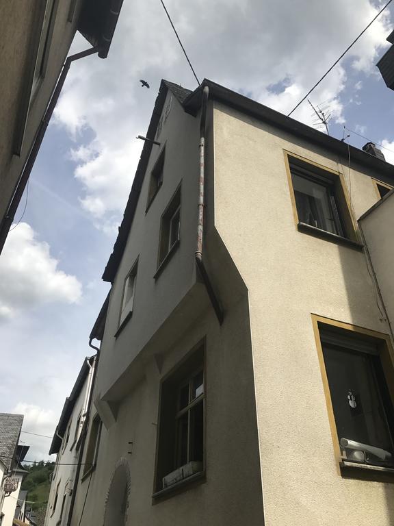 Ferienwohnung In Ediger Eller Esterno foto