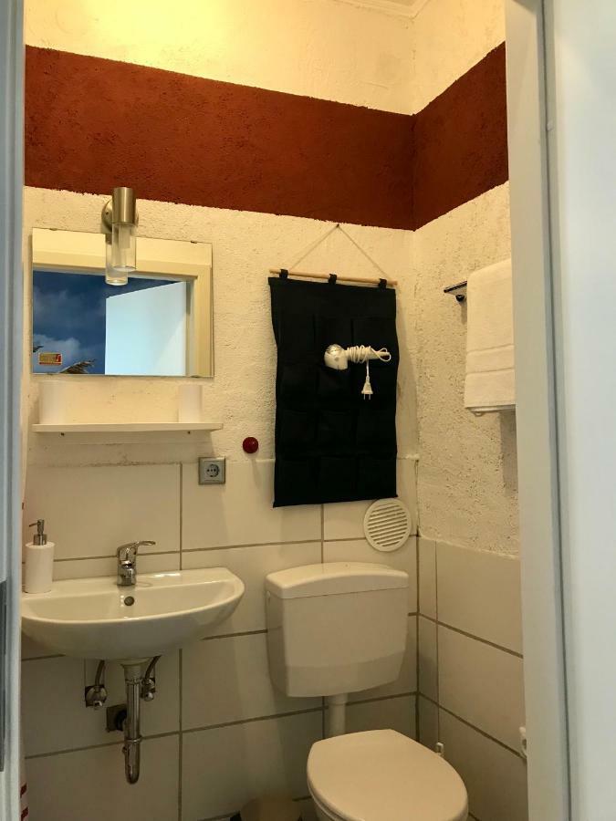 Ferienwohnung In Ediger Eller Esterno foto