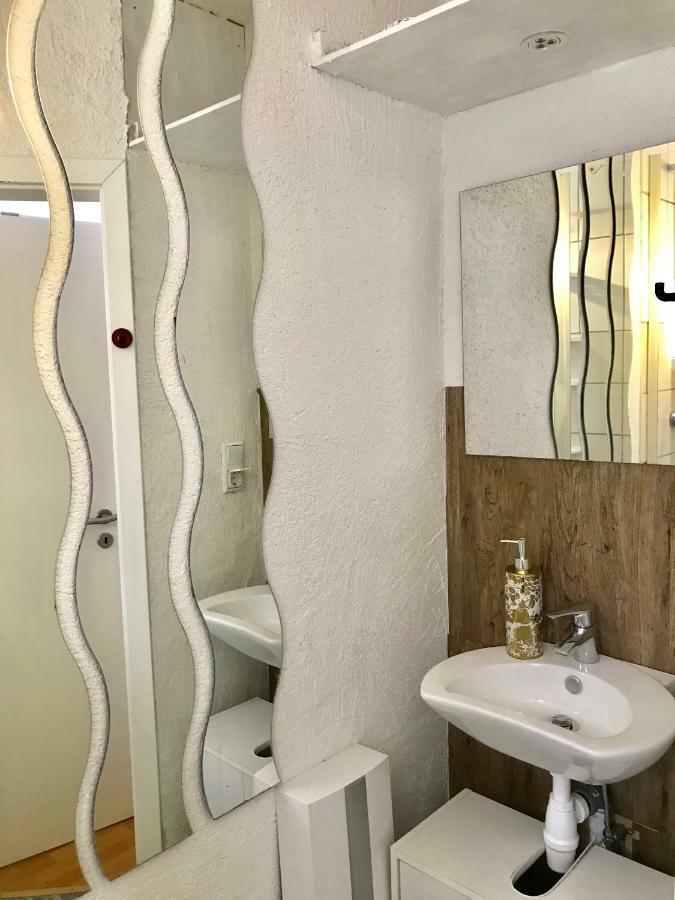 Ferienwohnung In Ediger Eller Esterno foto