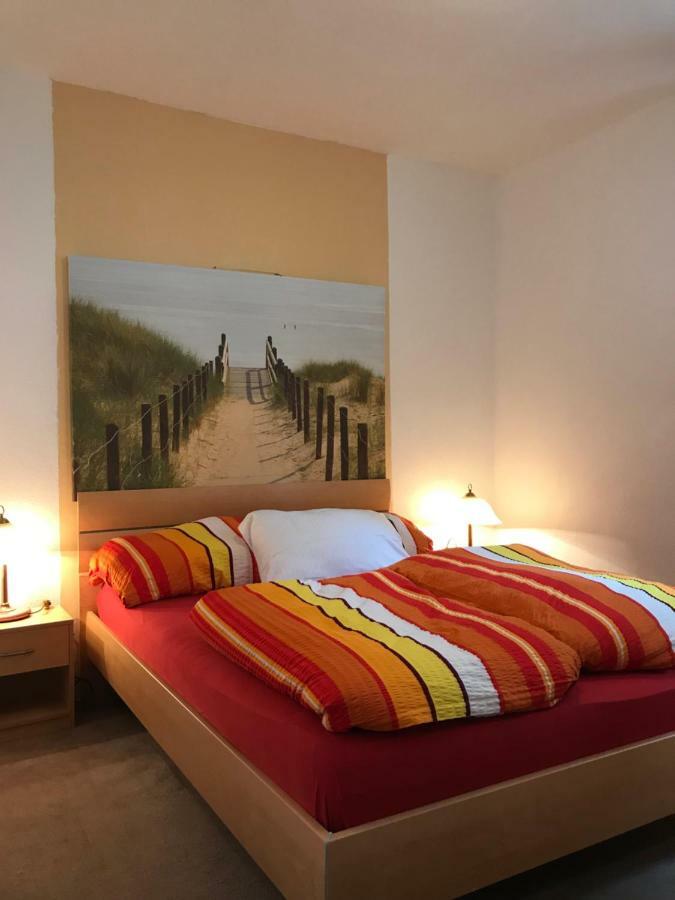 Ferienwohnung In Ediger Eller Esterno foto